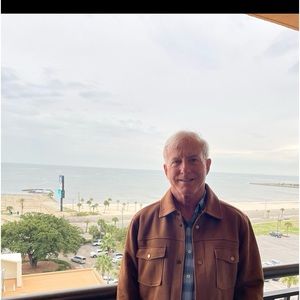 Meet your Posher, Mark